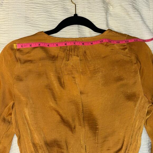 Philosophy Gold Puff Sleeve Smocked Waist Pleated Blouse Size XS NWT - Picture 13 of 14